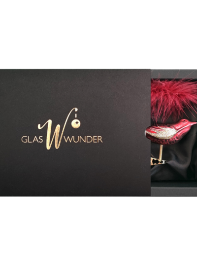 2er Set Vögelchen aus Glas mit 8cm Durchmesser in Marsalarot matt in einer schwarzen Verpackung mit goldenem GlasWunder Logo