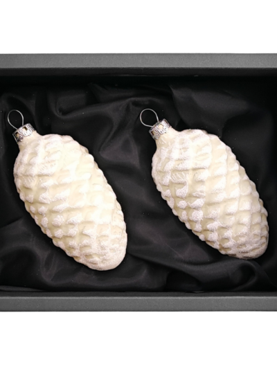 2er Set Zapfen aus Glas mit 6cm Durchmesser in einem softgrün im schwarzen Naturkarton