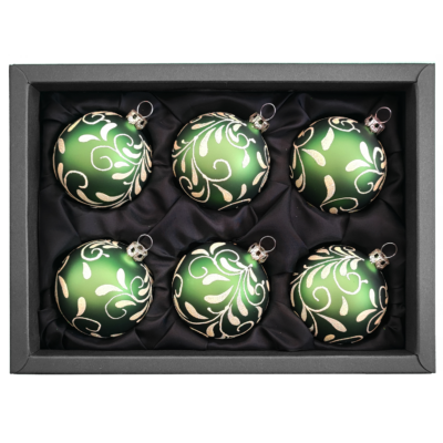 6er Set Christbaumkugeln aus Glas mit 6cm Durchmesser in Moosgrün matt und einem Blütenbouquet in einem schwarzen Naturkarton