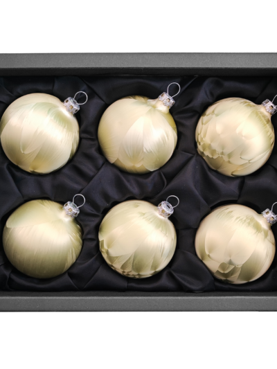 6er Set Christbaumkugeln aus Glas in einem matten Lind grün Ice Design mit 6cm Durchmesser in einem schwarzen Naturkarton