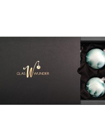 6er Set Christbaumkugeln aus Glas mit 6cm Durchmesser in einem mint grün Ice Design in einer schwarzen Verpackung mit einem goldenem GlasWunder Logo