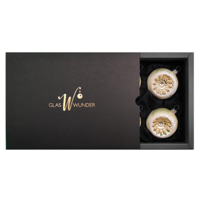 6er Set Christbaumkugeln aus Glas in einem lind grün Ice Vintage Design mit 6cm Durchmesser in einer schwarzen Verpackung mit goldenem GlasWunder Logo