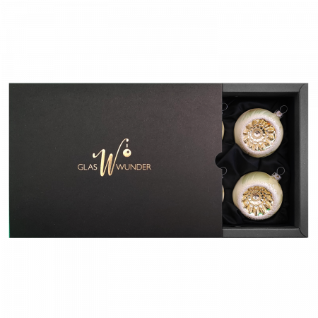 6er Set Christbaumkugeln aus Glas in einem lind grün Ice Vintage Design mit 6cm Durchmesser in einer schwarzen Verpackung mit goldenem GlasWunder Logo