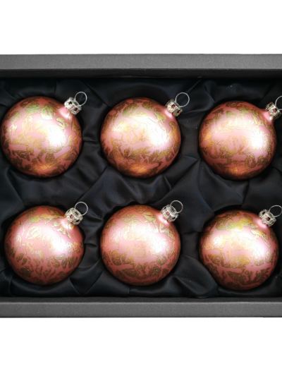 6er Set Christbaumkugeln aus Glas in einem matten Rosatraum und einem Softeffekt mit 6cm Durchmesser in einem schwarzen Naturkarton