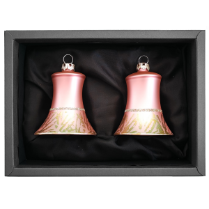 2er Set Christbaumglocken aus Glas in einem matten Rosatraum und einem Softeffekt mit 5cm Durchmesser in einem schwarzen Naturkarton