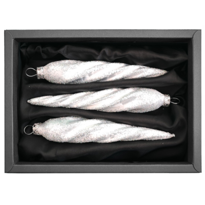 3er Set gedrehte Zapfen aus Glas in weiß Eis geglittert mit 11cm Durchmesser in einem schwarzen Naturkarton