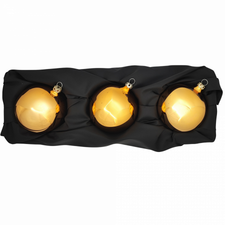 3er Set Christbaumkugeln in hochglanz gold mit 8cm Durchmesser im schwarzen Seidentuch