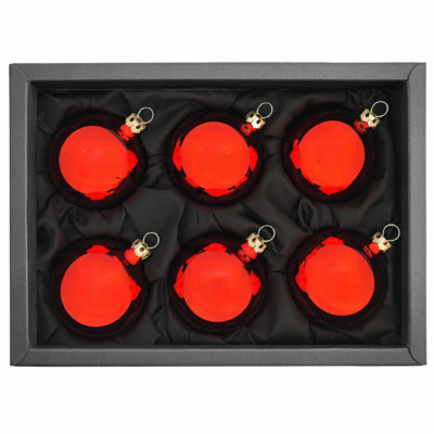 6er Set Christbaumkugeln in Hochglanz rot mit 6cm Durchmesser im schwarzen Naturkarton
