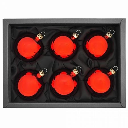 6er Set Christbaumkugeln in Hochglanz rot mit 6cm Durchmesser im schwarzen Naturkarton