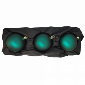 3er Set Christbaumkugeln mit 8cm Durchmesser in Petrol matt auf schwarzem Seidentuch